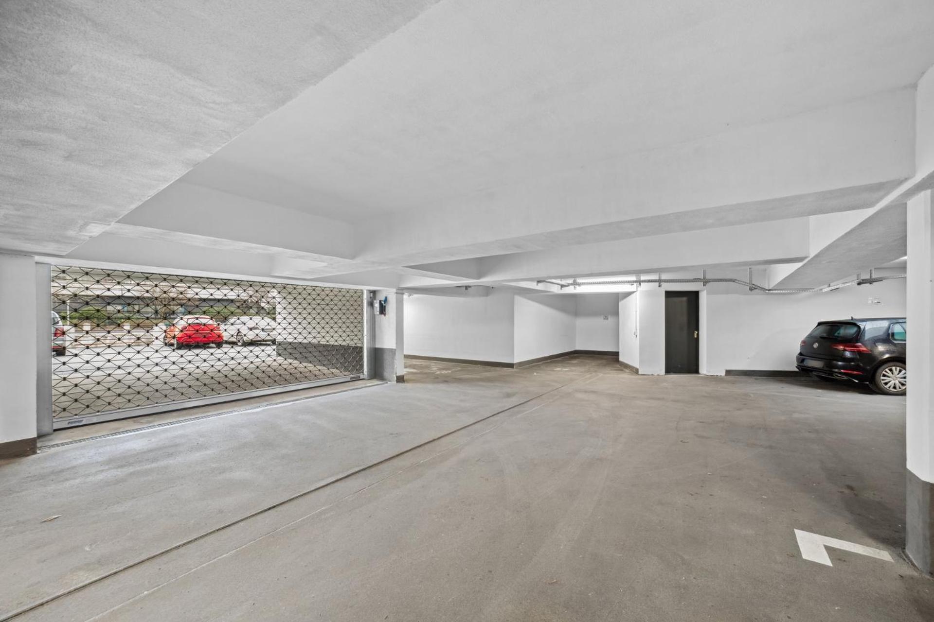 Sali Homes Elegant And Stylish Retreat In Heart Of Bayreuth, Close To River Bagian luar foto